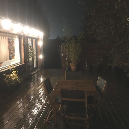 Confortable Tiny house située au calme Mons Esterno foto